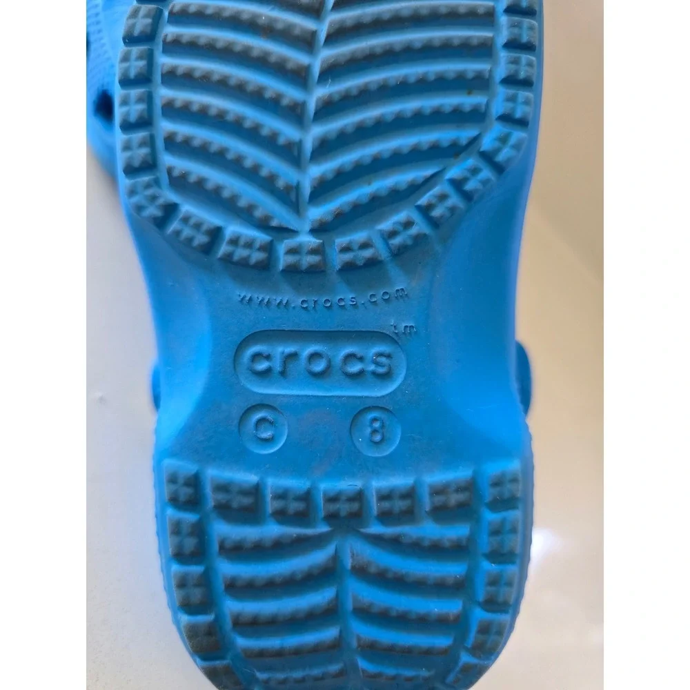 Crocs Classic Clog Bright Blue Kids Toddler Size 8 Slip On Water Shoes Comfort